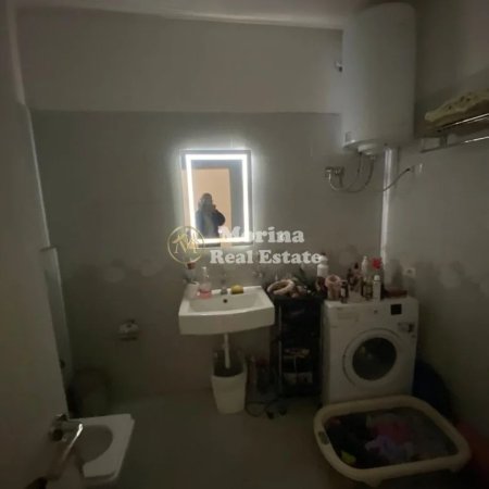 Tirane, shitet apartament 1+1 Kati 2, 70 m² 135.000 € (Rruga 5 Maji)