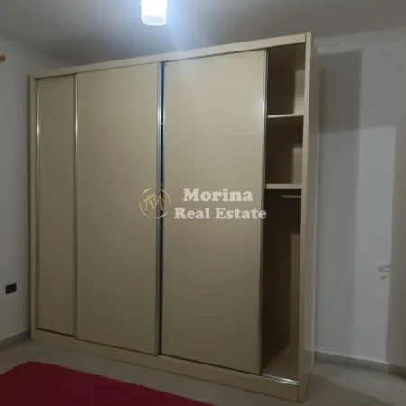 Tirane, jepet me qera shtepi 2+1 Kati 4, 80 m² 500 € (Vilat Gjermane)