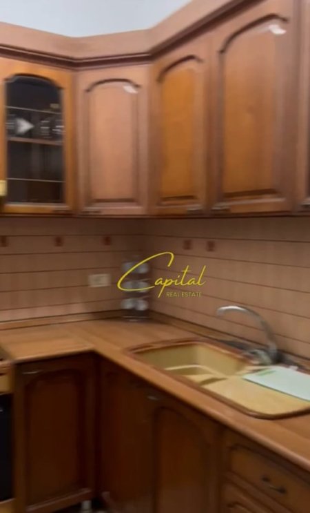 Tirane, jepet me qera apartament 2+1 Kati 2, 60 m² 550 € (RRUGA E KOSOVAREVE)