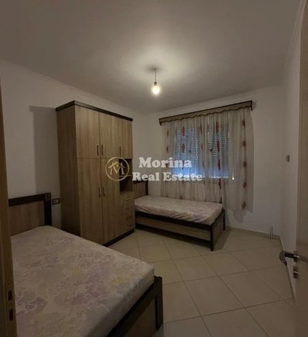 Tirane, jepet me qera apartament 2+1 Kati 3, 75 m² 600 € (Vasil Shanto)