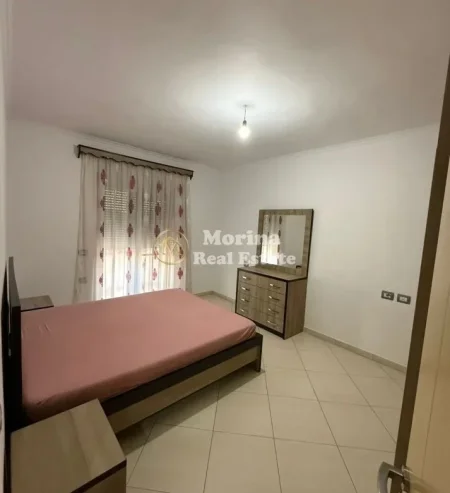 Tirane, jepet me qera apartament 2+1 Kati 3, 75 m² 600 € (Vasil Shanto)