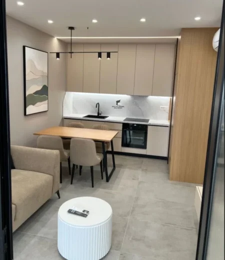 Tirane, jepet me qera apartament 2+1 Kati 3, 85 m² 800 € (LAPRAKE)