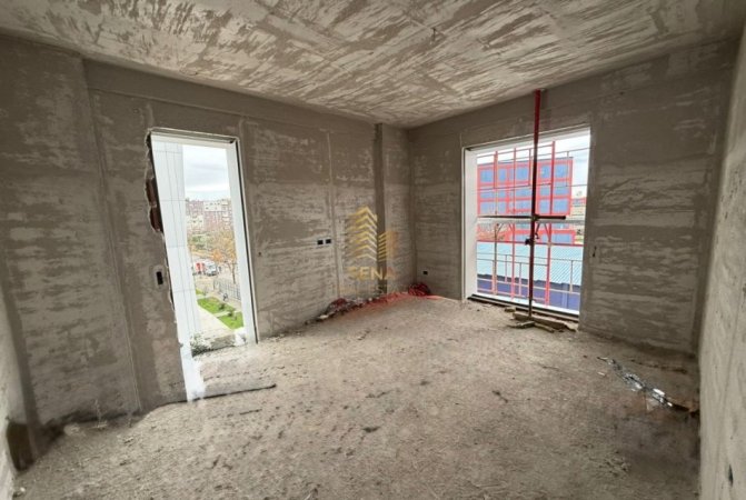 Tirane, shitet apartament 3+1+Ballkon Kati 2, 127 m² 210.000 € (Porcelan)