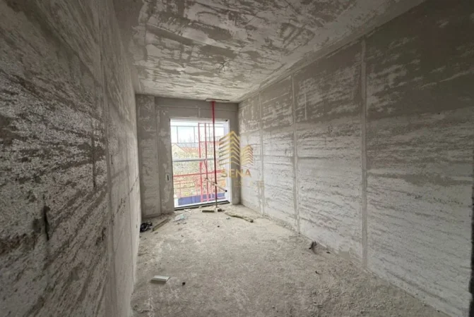 Tirane, shitet apartament 3+1+Ballkon Kati 2, 127 m² 210.000 € (Porcelan)