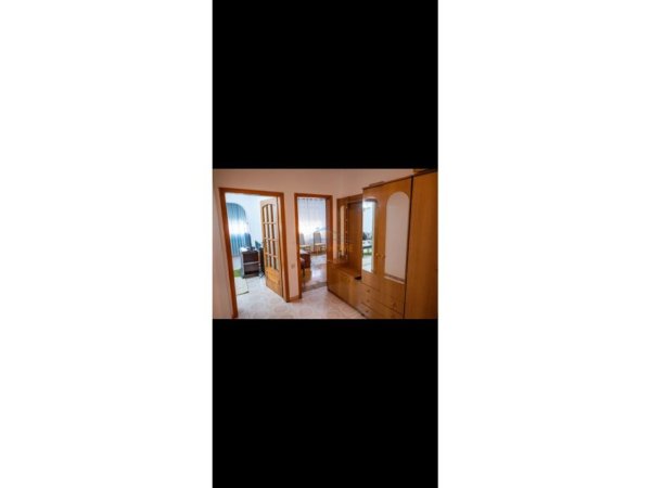 Tirane, jepet me qera apartament 3+1 Kati 4, 88 m² 750 € (Pazari i Ri, Tirane)