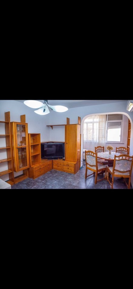 Tirane, jepet me qera apartament 2+1+Ballkon Kati 4, 77 m² 600 € (PAZARI I RI)