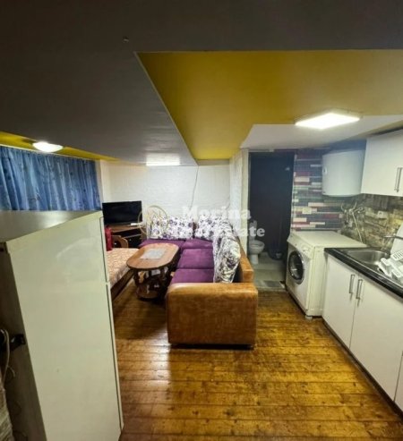 Tirane, jepet me qera apartament duplex 1+1 Kati 1, 49 m² 300 € (Astir)