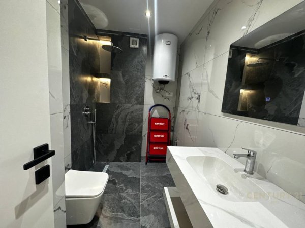 Tirane, shitet apartament 1+1 Kati 6, 49 m² 98.000 €