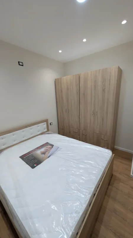 Tirane, jepet me qera apartament 2+1 Kati 2, 70 m² 360 € (Kafja e Rremes)