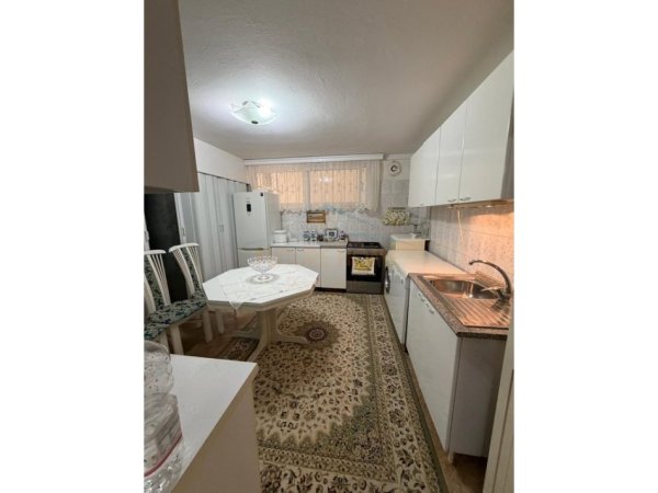 Tirane, shitet Vile 3 Katshe Kati 0, 437 m² 880.000 € (Ali Demi, Tiranë.)