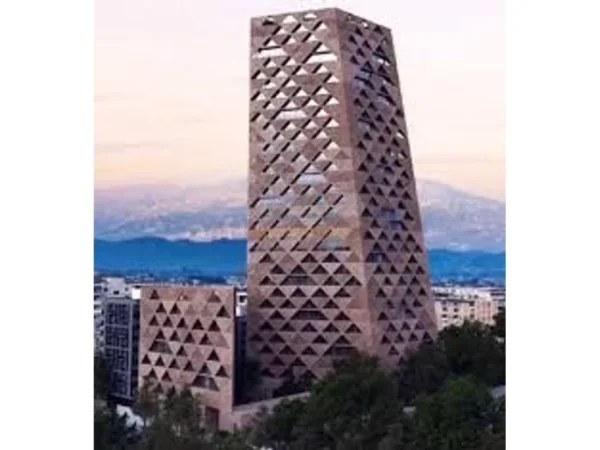 Tirane, shitet apartament 1+1 Kati 11, 91 m² 169.100 € (Tirana Tower, Rruga Xhanfize Keko)