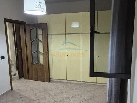 Qira, Apartament 1+1, Pazari i Ri, Tirane. AREA62813