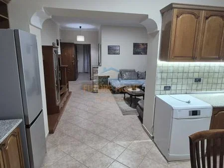 Qira, Apartament 1+1, Pazari i Ri, Tirane. AREA62813