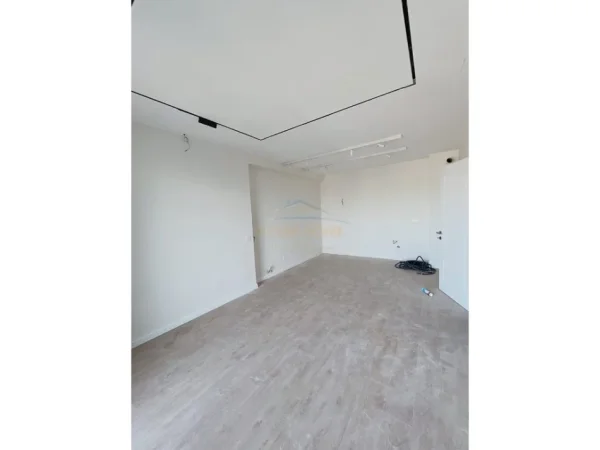 Tirane, shitet apartament 2+1+Post Parkimi Kati 7, 106 m² 235.000 € (BULEVARDI I RI)