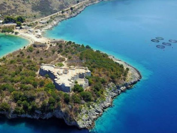 Vlore, shitet toke , 3.500 m² 1.250.000 € (Porto Palermo)