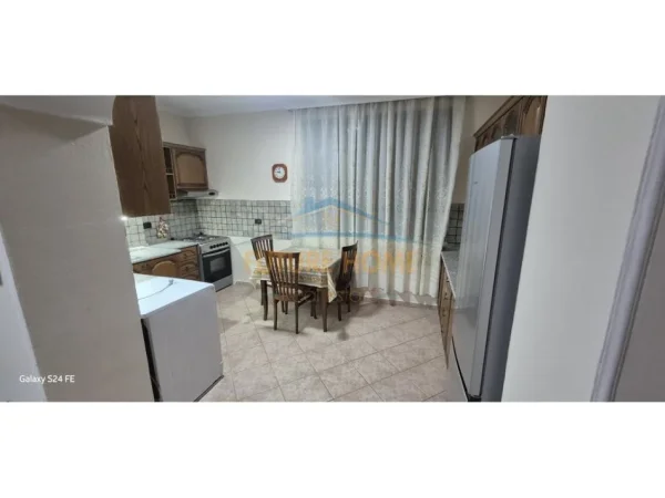 Tirane, jepet me qera apartament 1+1 Kati 1, 41 m² 600 € (Pazari i Ri)