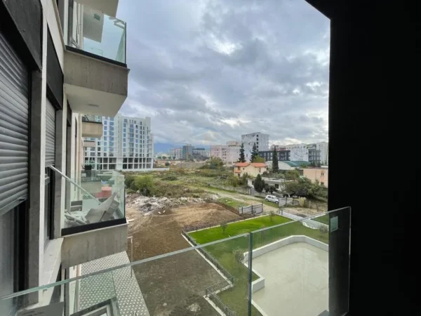 Tirane, shitet apartament 2+1+2 Kati 2, 112 m² 192.000 € (Rruga Jordan Misja)