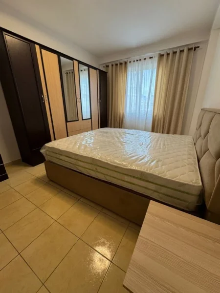 Tirane, jepet me qera apartament 1+1+Ballkon Kati 6, 73 m² 550 € (DON BOSKO)