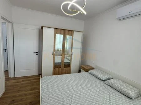 Tirane, shitet apartament 2+1+Ballkon Kati 5, 64 m² 139.000 € 