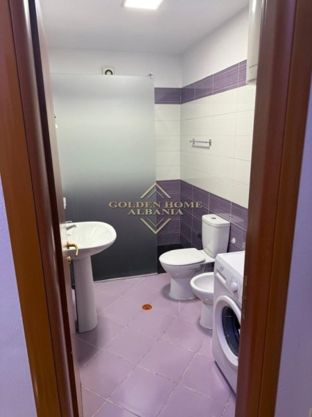 Tirane, jepet me qera apartament 2+1 , 50.000 € 
