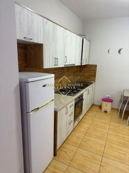 Tirane, jepet me qera apartament 2+1 , 50.000 € 