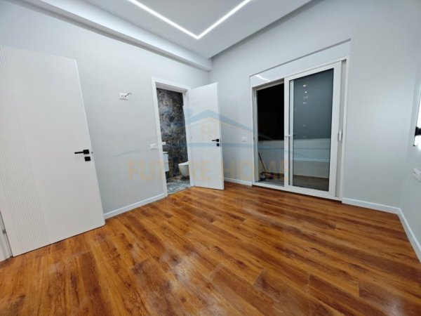 Durres, shitet apartament 2+1 Kati 5, 73 m² 160.000 € (BULEVARDI KRYESOR,DURRES)