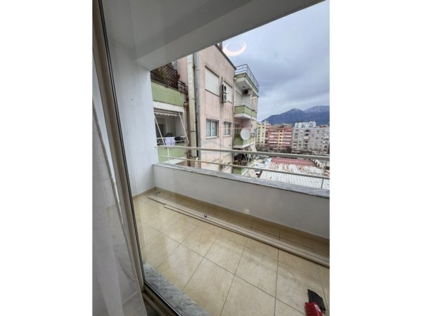Tirane, jepet me qera apartament 1+1 Kati 6, 73 m² 550 € 