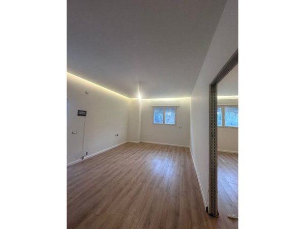 Tirane, shitet apartament 1+1 Kati 1, 51 m² 93.000 € 
