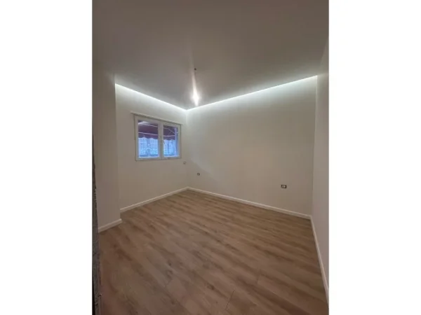 Tirane, shitet apartament 1+1 Kati 1, 51 m² 93.000 € 
