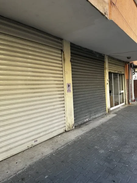Tirane, shitet nga Pronari, pa-komision ambjent biznesi Kati 0, 24 m² 65.000 €