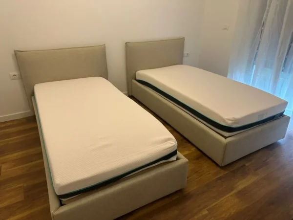 Tirane, jepet me qera Vile 3+1 , 300 m² 3.400 € (Mes Lunder dhe TEG)