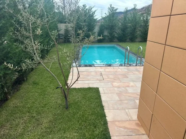 Tirane, jepet me qera Vile 3+1 , 300 m² 3.400 € (Mes Lunder dhe TEG)