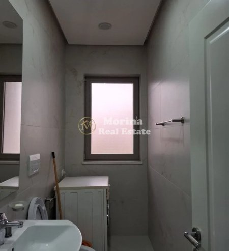 Tirane, jepet me qera Vile 3+1 Kati 1, 140 m² 800 € (Tregu Elektrik)