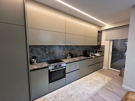 Tirane, shitet apartament 2+1 Kati 2, 119 m² 320.000 € 