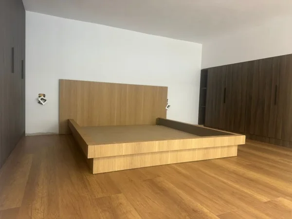 Tirane, shitet apartament Dublex , 119 m² 155.000 € 