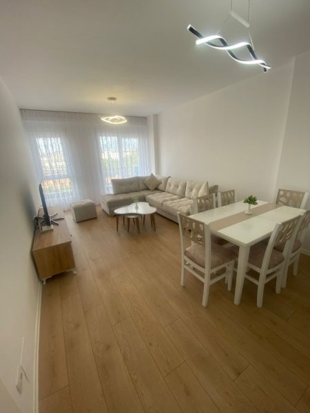 Tirane, jepet me qera apartament 1+1+Ballkon Kati 3, 75 m² 550 € 