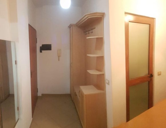 Tirane, jepet me qera apartament 1+1+Ballkon Kati 6, 63 m² 400 € (Misto Mame te Cabejt)