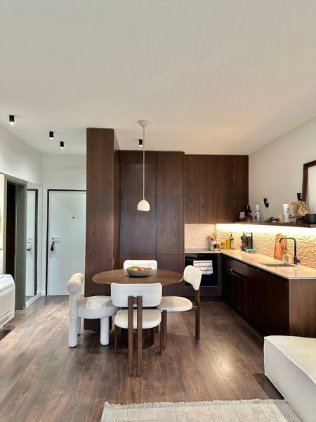 Tirane, shes apartament 1+1+Ballkon Kati 6, 67 m² 167.000 € (Vilat Gjermane)