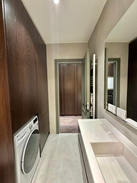 Tirane, shes apartament 1+1+Ballkon Kati 6, 67 m² 167.000 € (Vilat Gjermane)