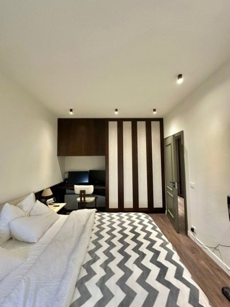 Tirane, shes apartament 1+1+Ballkon Kati 6, 67 m² 167.000 € (Vilat Gjermane)