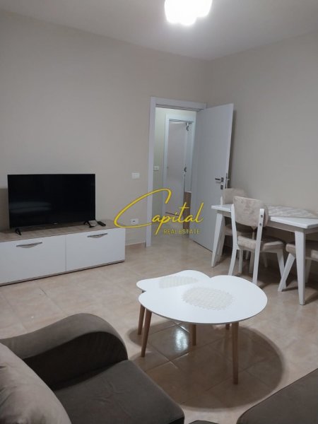 Tirane, jepet me qera apartament 1+1 Kati 2, 66 m² 500 € (KODRA E DIELLIT)