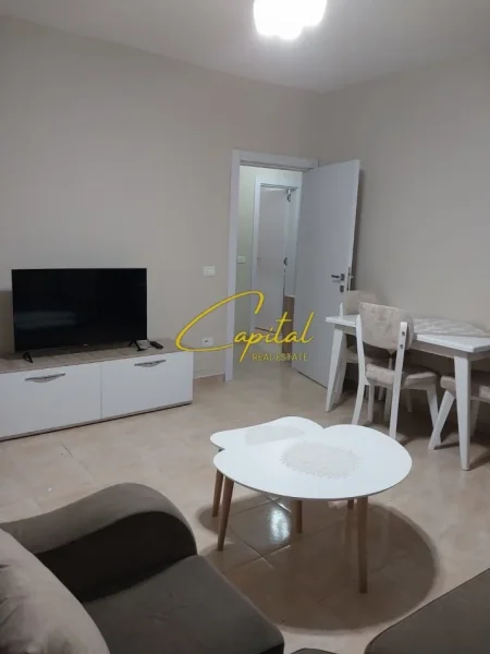 Tirane, jepet me qera apartament 1+1 Kati 2, 66 m² 500 € (KODRA E DIELLIT)