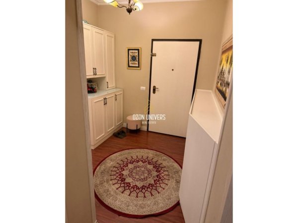 Tirane, shitet apartament 2+1+Ballkon Kati 7, 120 m² 220.000 € (Casa Italia)