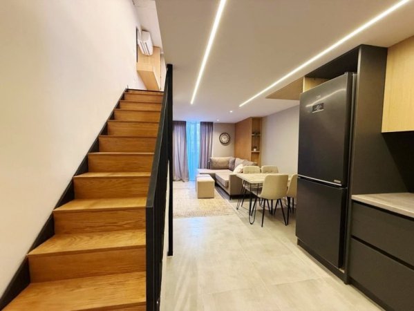Tirane, shitet apartament duplex 1+1 , 70 m² 119.000 € (golden park residence)