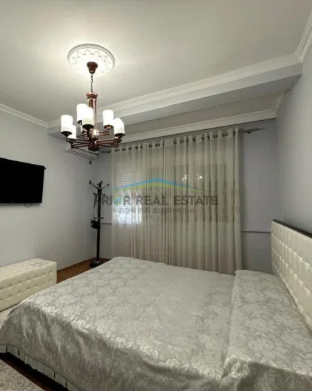 Tirane, shitet apartament 3+1+2 Kati 6, 140 m²  25,000,000 ALL  (Vasil Shanto)