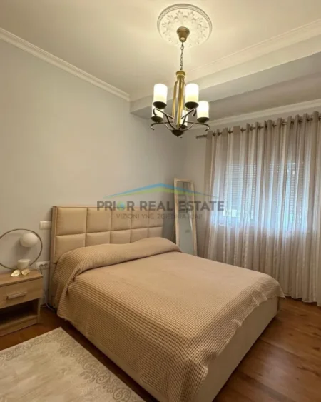 Tirane, shitet apartament 3+1+2 Kati 6, 140 m²  25,000,000 ALL  (Vasil Shanto)
