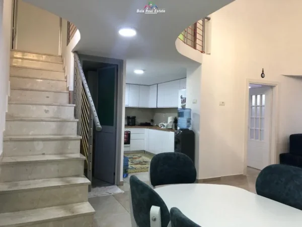 Shitet Apartament Dupleks 3+1 Ne Yzberisht (ID B13065) Tirane