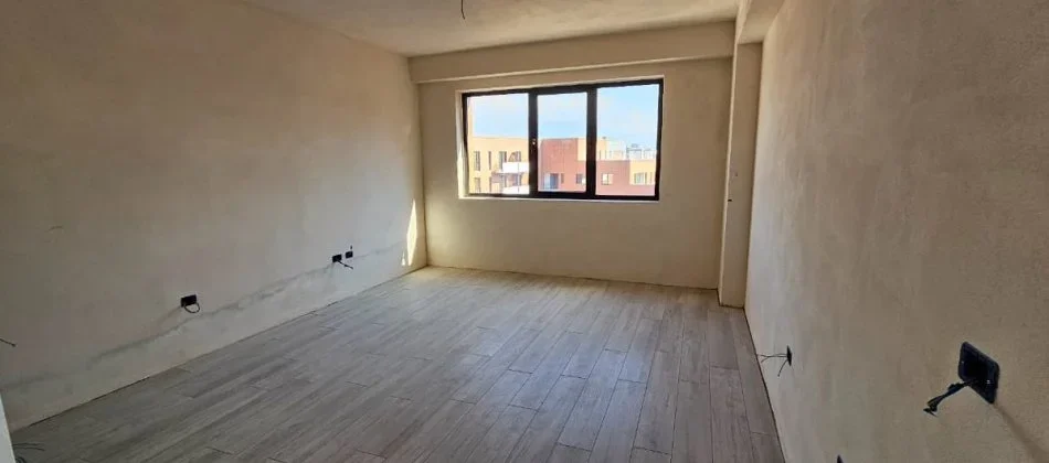 Tirane, shitet apartament 1+1 , 80 m² 112.420 € 