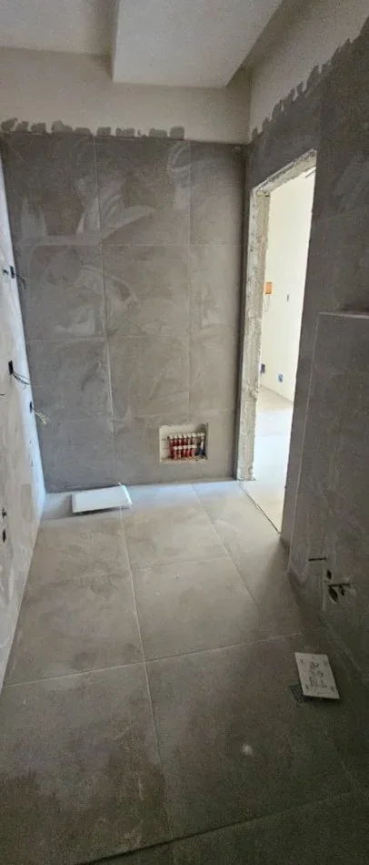 Tirane, shitet apartament 1+1 , 80 m² 112.420 € 