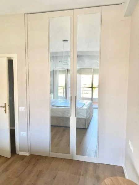 Tirane, jepet me qera apartament 2+1+Ballkon Kati 4, 115 m² 1.100 € (Kopshi Zoologjik)